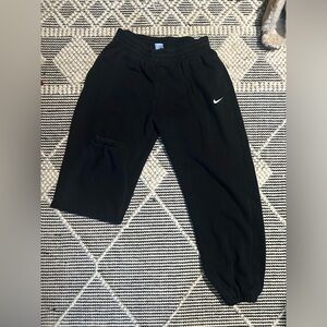 Black Nike jogger sweatpants